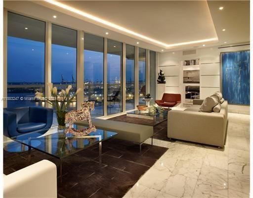 450 Alton Rd in Miami Beach, FL - Building Photo - Building Photo