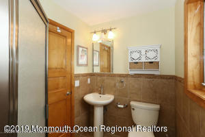 573 Tarpon Ave in Manasquan, NJ - Building Photo - Building Photo