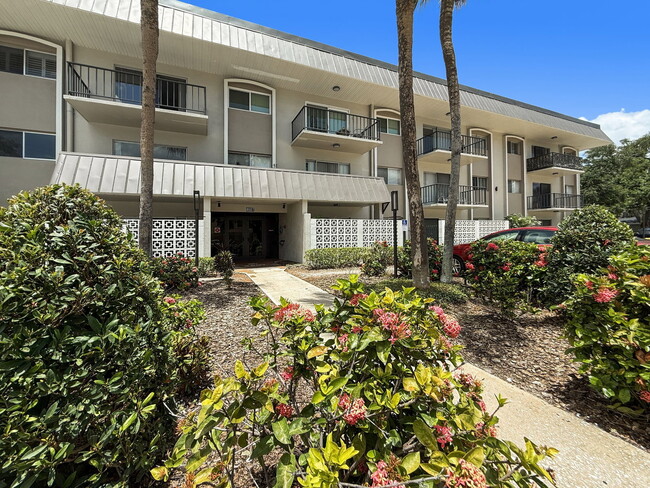 property at 4607 W Fig St