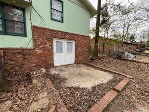 205 Sherman St in Warner Robins, GA - Foto de edificio - Building Photo