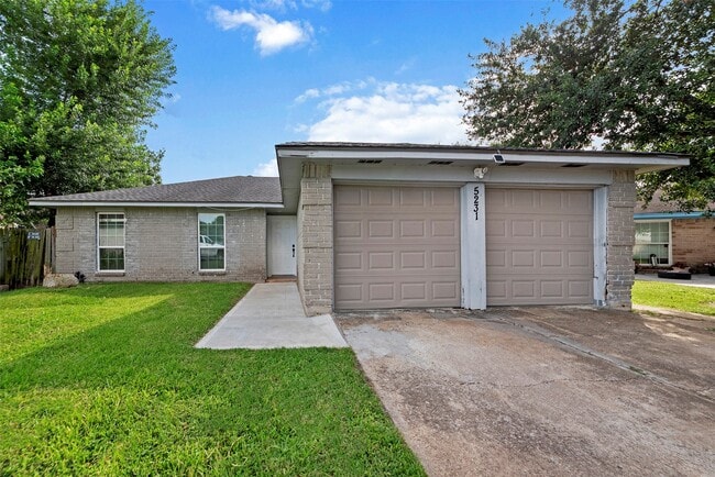 property at 5231 Wickview Ln