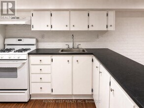 84 Mackenzie Crescent in Toronto, ON - Building Photo - Building Photo