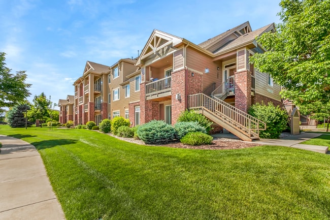 2445 Windrow Dr in Fort Collins, CO - Building Photo - Building Photo