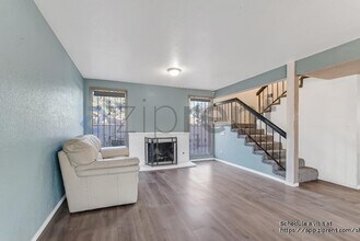 2410 El Cid Ct in Henderson, NV - Building Photo - Building Photo