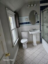 407 W Broad St in Palmyra, NJ - Foto de edificio - Building Photo