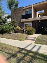 13401 Victory Blvd, Unit #8 in Van Nuys, CA - Building Photo