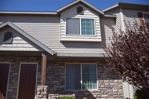 370 W 1425 N, Unit #20 in Cedar City, UT - Foto de edificio