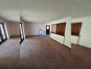 13629 Vincent Ave S in Burnsville, MN - Building Photo - Building Photo