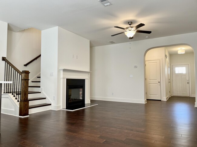 property at 175 N Auburn Landing Pl