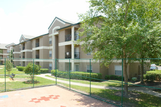 Buena Vista Point Apartments in Orlando, FL - Building Photo - Building Photo