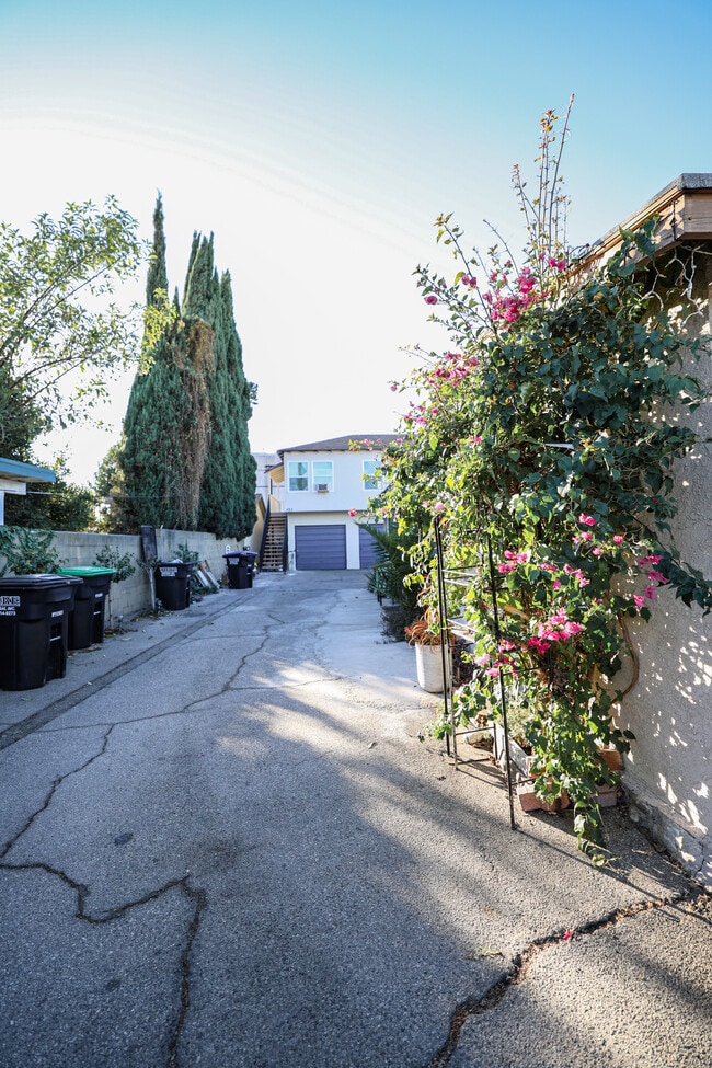 property at 431 N Ynez Ave