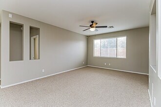 3433 E Arianna Ave in Gilbert, AZ - Foto de edificio - Building Photo