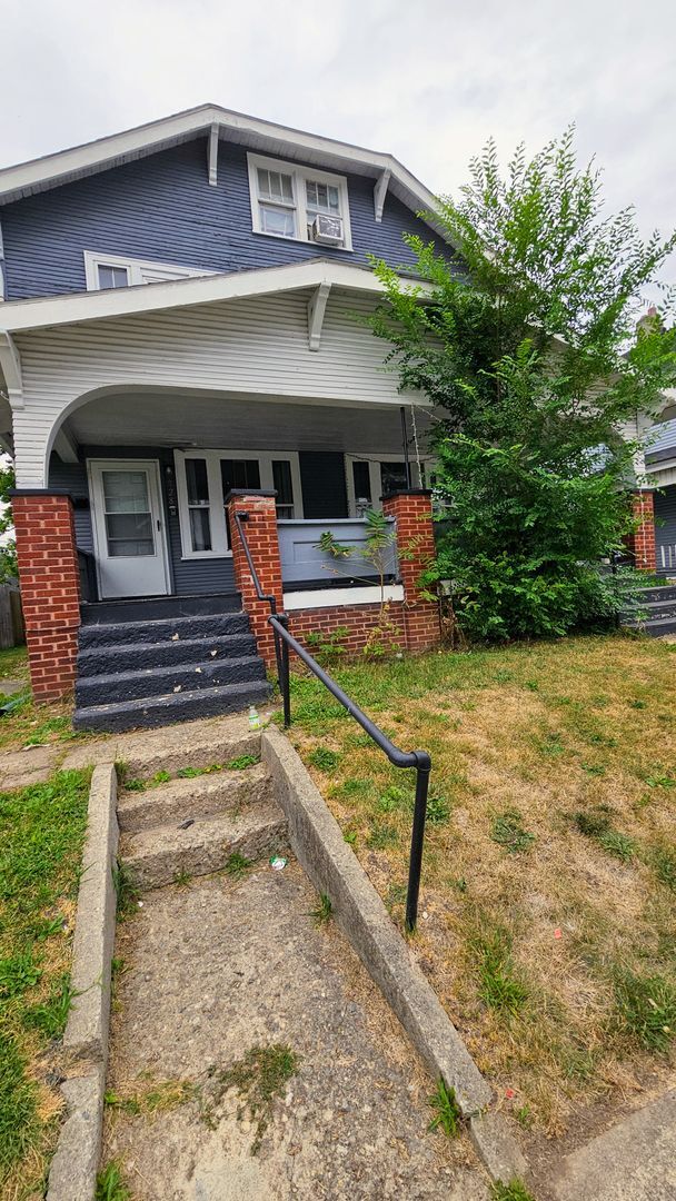928-930-930 Ellsworth Ave in Columbus, OH - Building Photo - Building Photo