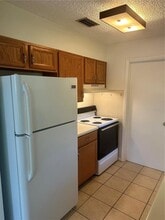 221 N Adelle Ave in DeLand, FL - Building Photo - Building Photo