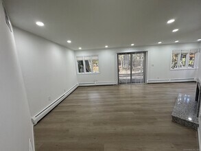 4 Earls Ct in Farmington, CT - Building Photo - Building Photo