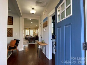 2410 Woodward Ave in Charlotte, NC - Building Photo - Building Photo