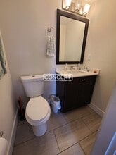 659 Massachusetts Ave, Unit 6 in Boston, MA - Foto de edificio - Building Photo