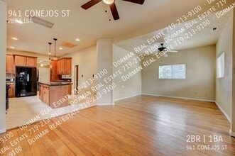 941 Conejos St in Colorado Springs, CO - Foto de edificio - Building Photo