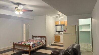 420 Cartersville St in Ball Ground, GA - Building Photo - Building Photo