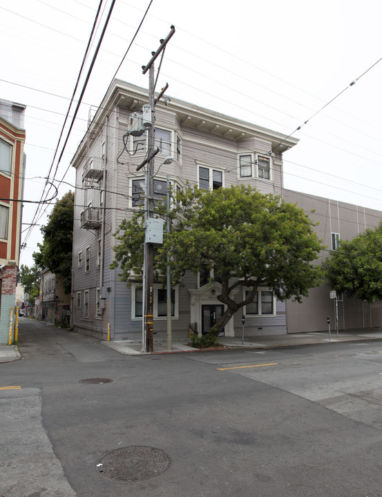 3364 25th St in San Francisco, CA - Building Photo