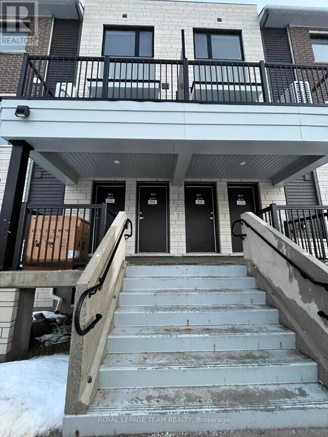 301 Glenroy Gilbert Dr in Ottawa, ON - Building Photo - Building Photo