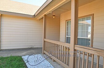 5208 Ranch Meadow St in Killeen, TX - Foto de edificio - Building Photo