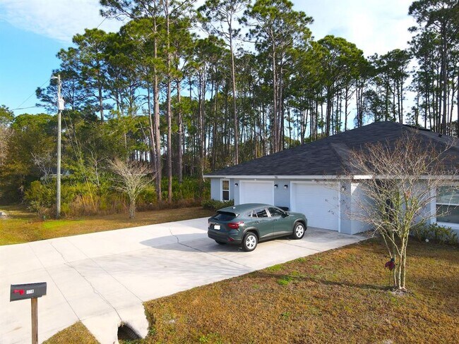 155 Ullian Trail in Palm Coast, FL - Building Photo - Building Photo