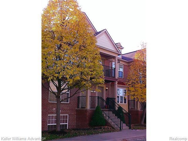 property at 27941 Hopkins Dr