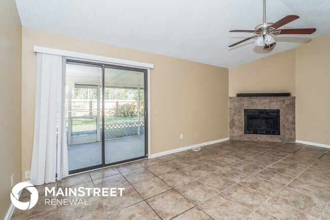 1826 Blarney Cir in Middleburg, FL - Building Photo - Building Photo