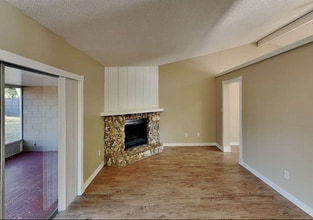 534 San Marie Ave in Altamonte Springs, FL - Building Photo - Building Photo