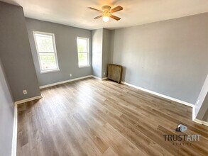 1042 E Tioga St in Philadelphia, PA - Building Photo - Building Photo