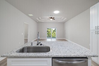 9 Seton Pl in Palm Coast, FL - Building Photo - Building Photo