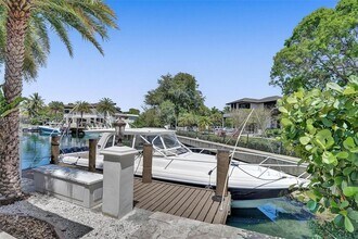 13015 Biscayne Island Terrace in North Miami, FL - Building Photo - Building Photo