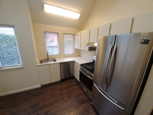 830 Crescent Way in Arcata, CA - Building Photo - Building Photo