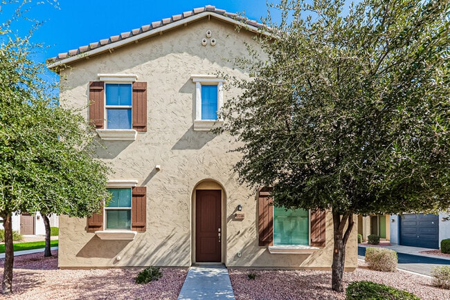 property at 17736 W Mandalay Ln
