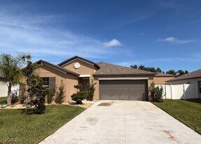39869 Harmon Grove Ct in Zephyrhills, FL - Building Photo
