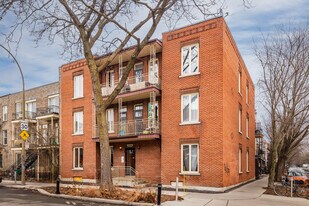 2260 Marie-Anne St E in Montréal, QC - Building Photo