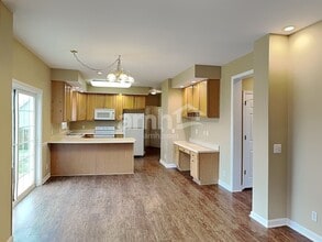 1602 Solitude Ct in Spring Hill, TN - Foto de edificio - Building Photo