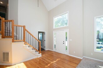 6447 High Creek Ct in Charlotte, NC - Building Photo - Building Photo