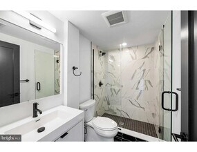 1800 W Girard Ave in Philadelphia, PA - Building Photo - Building Photo