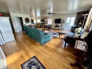 2971 NY-10 in Summit, NY - Building Photo - Building Photo