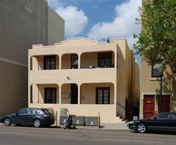 1642 Columbia St Apartments