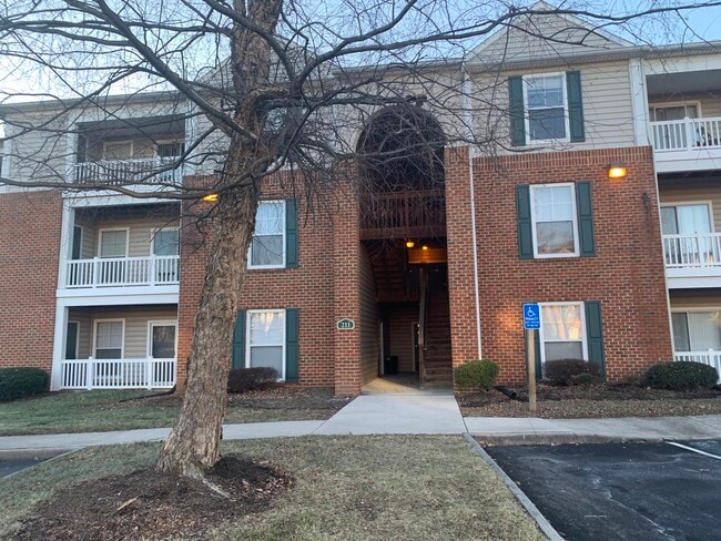 property at 211 S Knollwood Dr