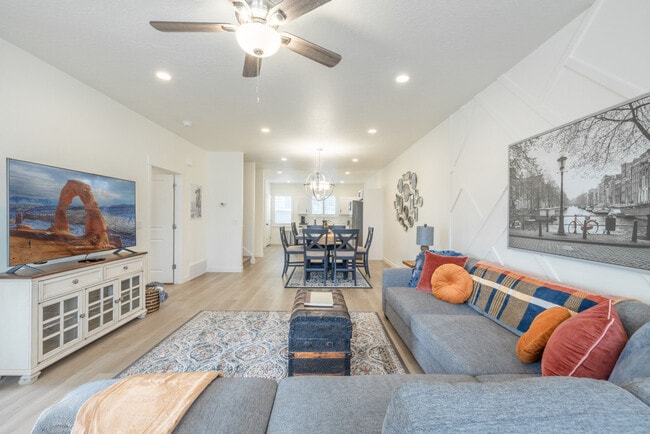 408 S 680 E in American Fork, UT - Building Photo - Building Photo