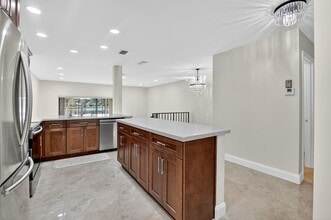 21476 Juego Cir in Boca Raton, FL - Building Photo - Building Photo