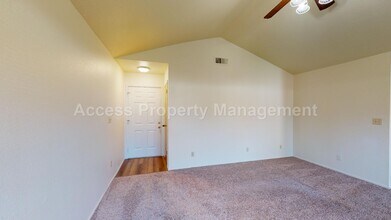 1317 Myrtle St, Unit #2 in Turlock, CA - Building Photo - Building Photo