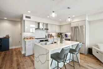 3030 Jarvis St in San Diego, CA - Building Photo - Building Photo