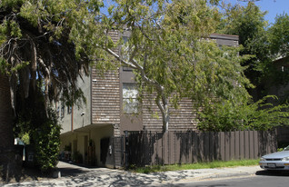 1907 Haste St Apartments