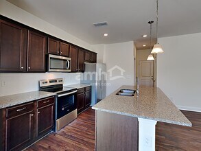 829 Headland Wy in Holly Springs, GA - Building Photo - Building Photo