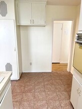 1822 1/2 Sherer Ln in Glendale, CA - Building Photo - Building Photo